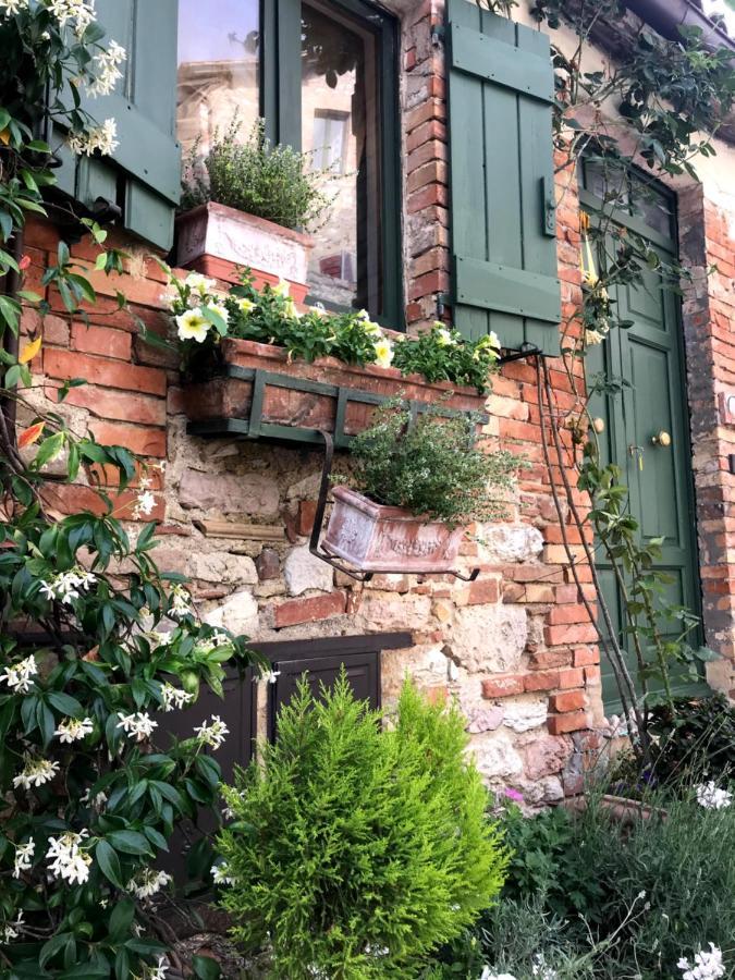 Il Borgo Di Olive Hotel Sismano Exterior photo